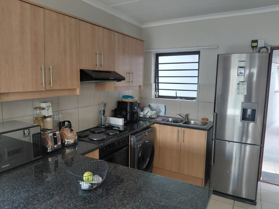 To Let 2 Bedroom Property for Rent in Parow Western Cape